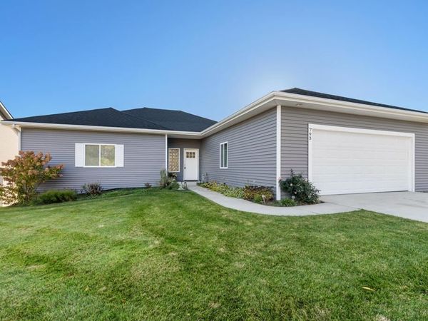793 Maple Creek Boulevard, Petoskey, MI 49770
