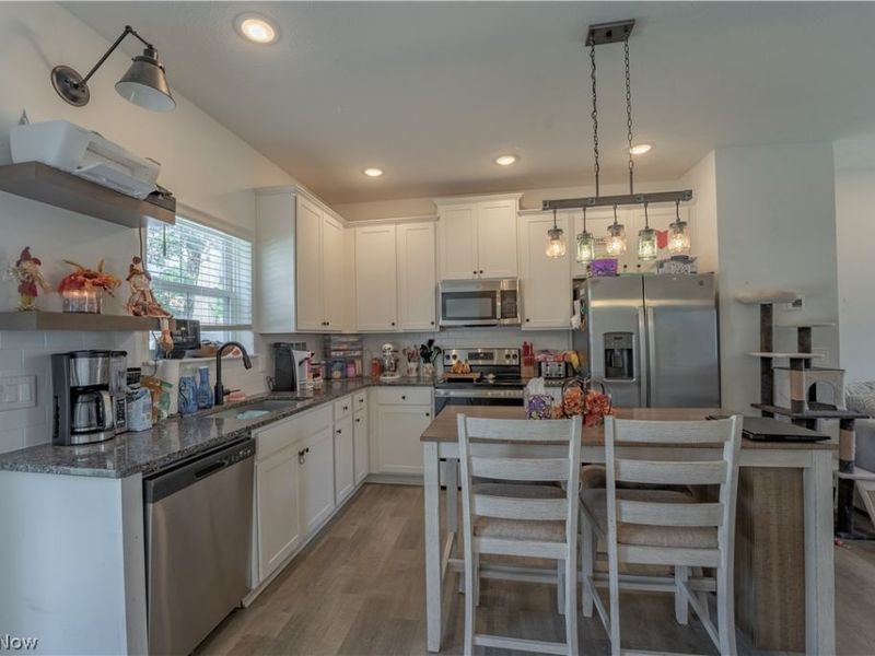 496 Auld Farm Circle, Akron, OH 44320 Photo 11