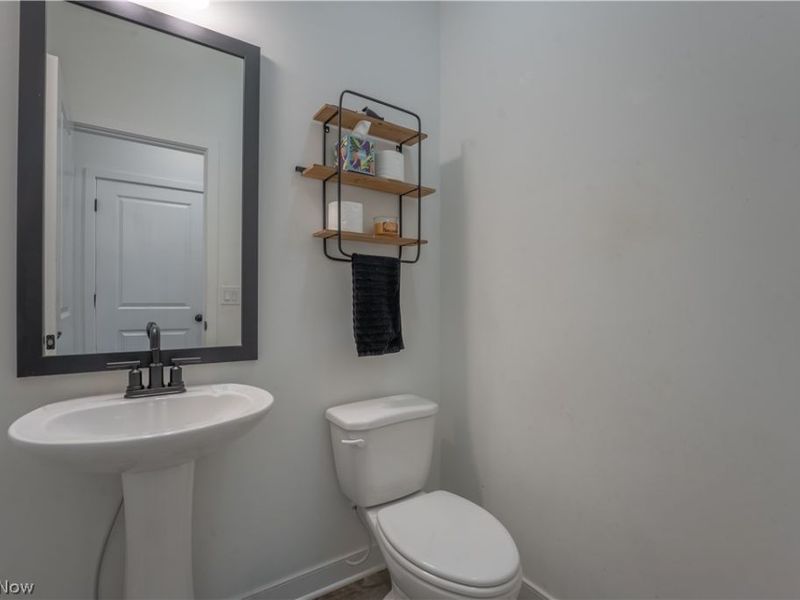 496 Auld Farm Circle, Akron, OH 44320 Photo 16