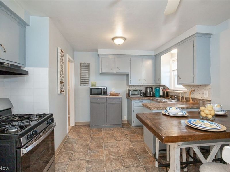 13024 Willard Avenue, Garfield Heights, OH 44125 Photo 11