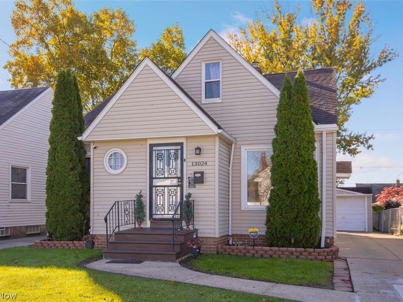 13024 Willard Avenue, Garfield Heights, OH 44125 Photo 2