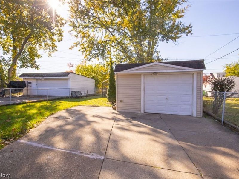 13024 Willard Avenue, Garfield Heights, OH 44125 Photo 38