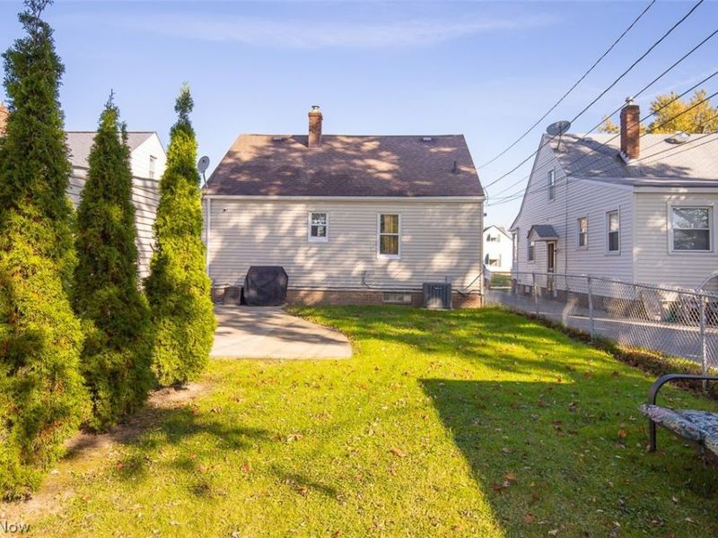 13024 Willard Avenue, Garfield Heights, OH 44125 Photo 5