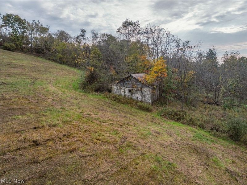 7733 Elliott Road, Newcomerstown, OH 43832 Photo 3