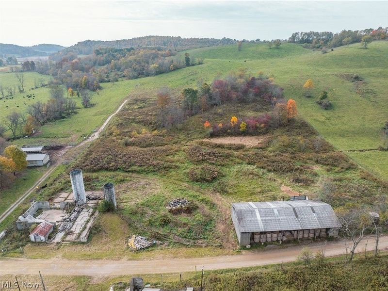 Elliott Road , Newcomerstown, OH 43832 Photo 3