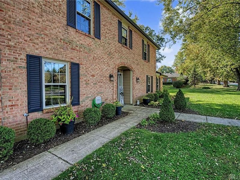 615 Queensgate Road, Springboro, OH 45066 Photo 5