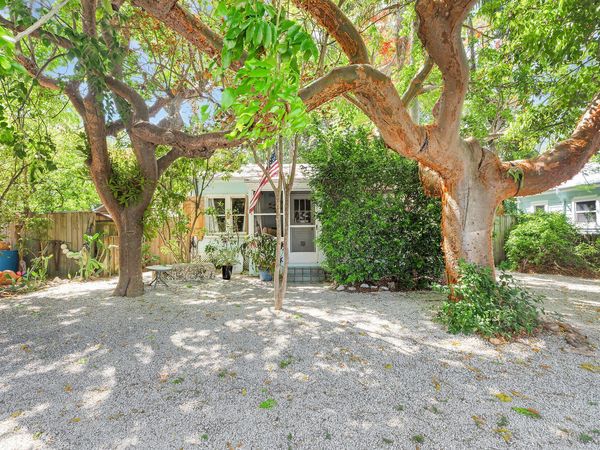 140 Tavern Drive, KEY LARGO, FL 33070