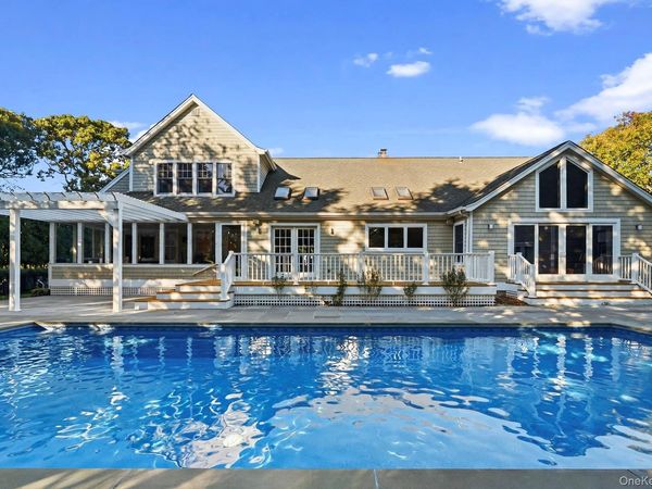 55 White Oak Lane , Westhampton Beach, NY 11978