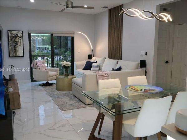 8363 NW 41st St, Unit A-105, Doral, FL 33166