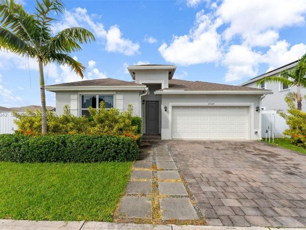 27364 SW 132nd Pl, Miami, FL 33032