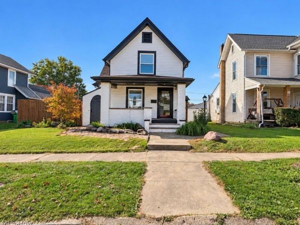 811 7th Street SW, Massillon, OH 44647
