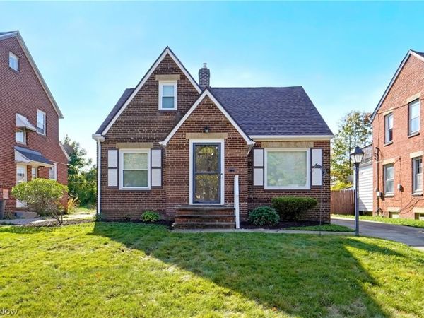 16220 Throckley Avenue , Cleveland, OH 44128