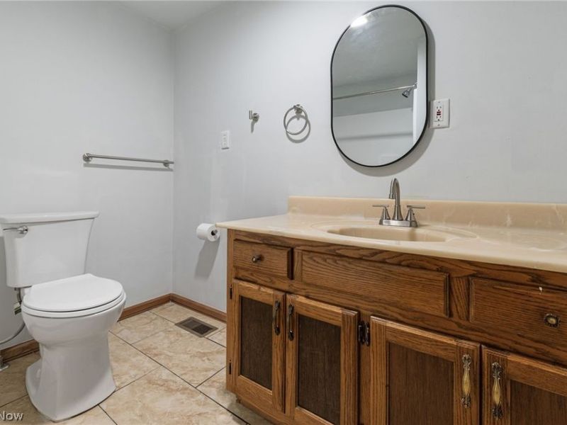 735 Burger Avenue , Mansfield, OH 44906 Photo 22