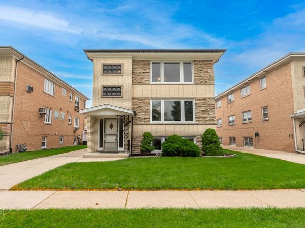 8656 W Carmen Avenue , Norridge, IL 60706