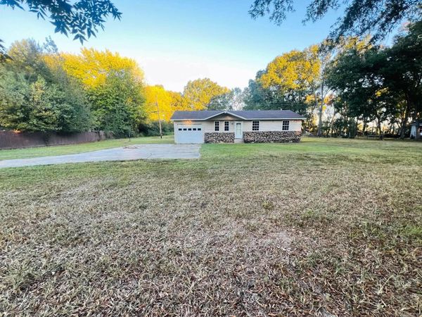 723 E Center Street , Beebe, AR 72012
