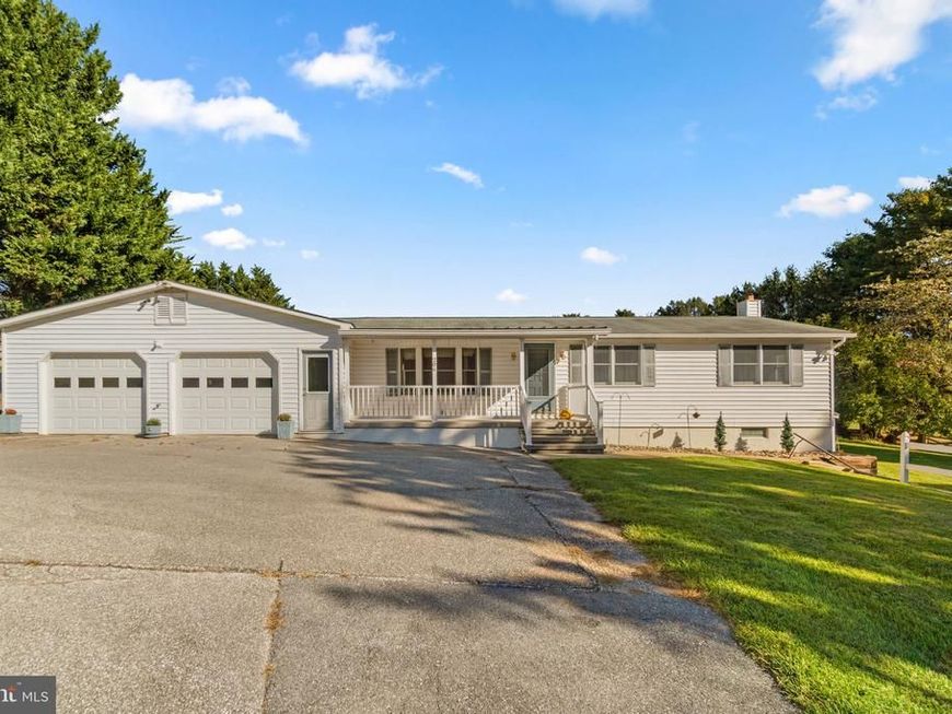 206 Davis Lane, Westminster, MD 21157 Main Photo