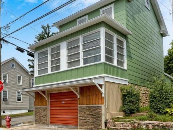 WILLIAMSTOWN, PA 17098