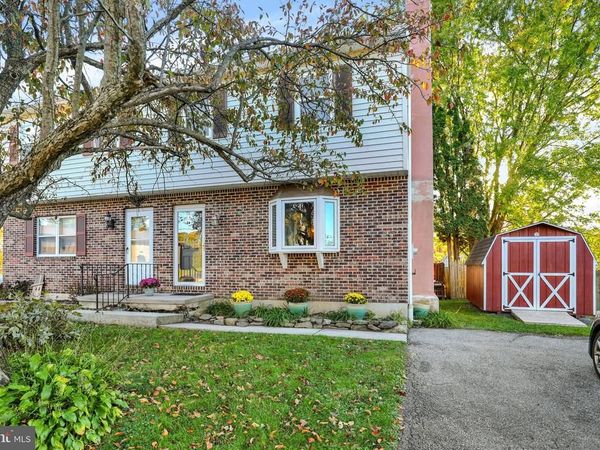 602 LINCOLN STREET, SHOEMAKERSVILLE, PA 19555