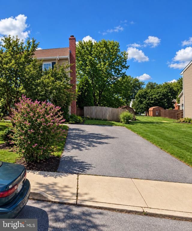 602 LINCOLN STREET , SHOEMAKERSVILLE, PA 19555