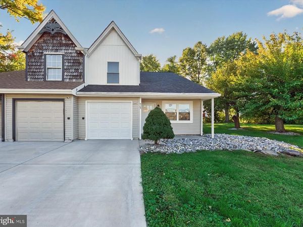 11 WEDGEFIELD COURT, NEW CASTLE, DE 19720