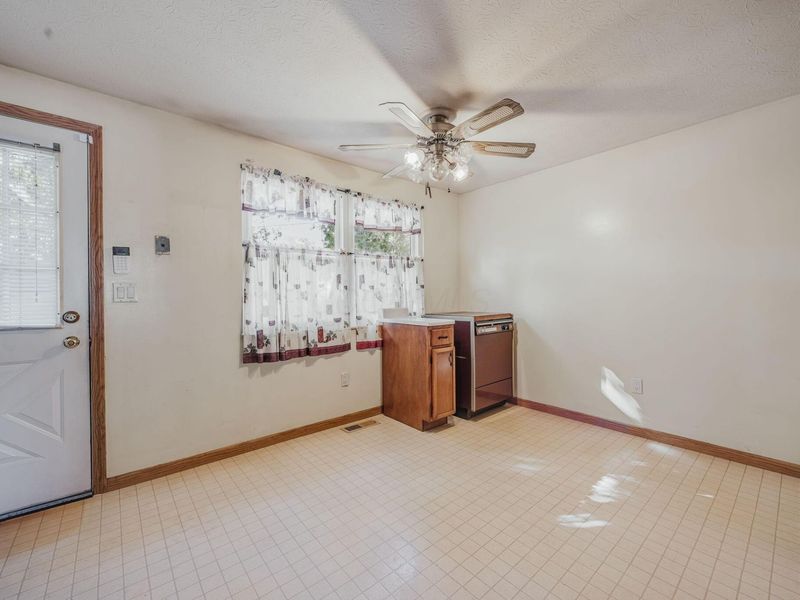 2073 Tupsfield Road, Columbus, OH 43229 Photo 10