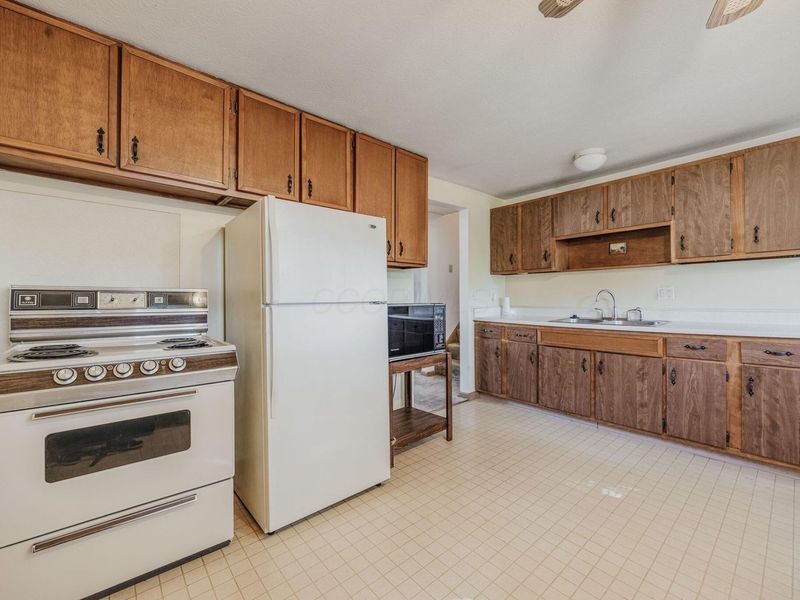 2073 Tupsfield Road, Columbus, OH 43229 Photo 13