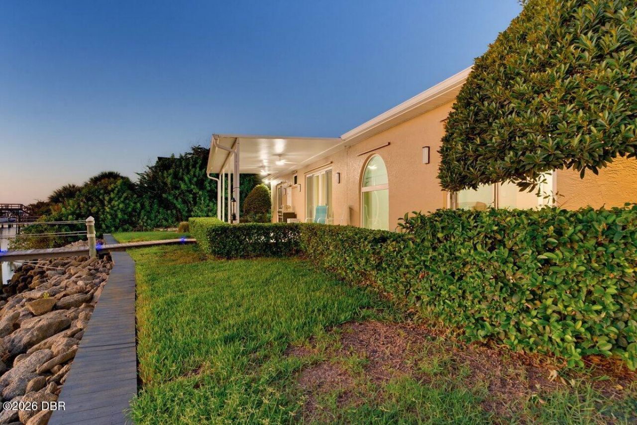 3672 John Anderson Drive, Ormond Beach, FL 32176 Photo