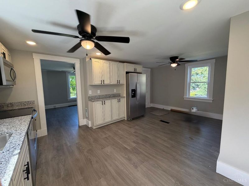 3758 Ebenezer Road, Green Township, OH 45248 Photo 4
