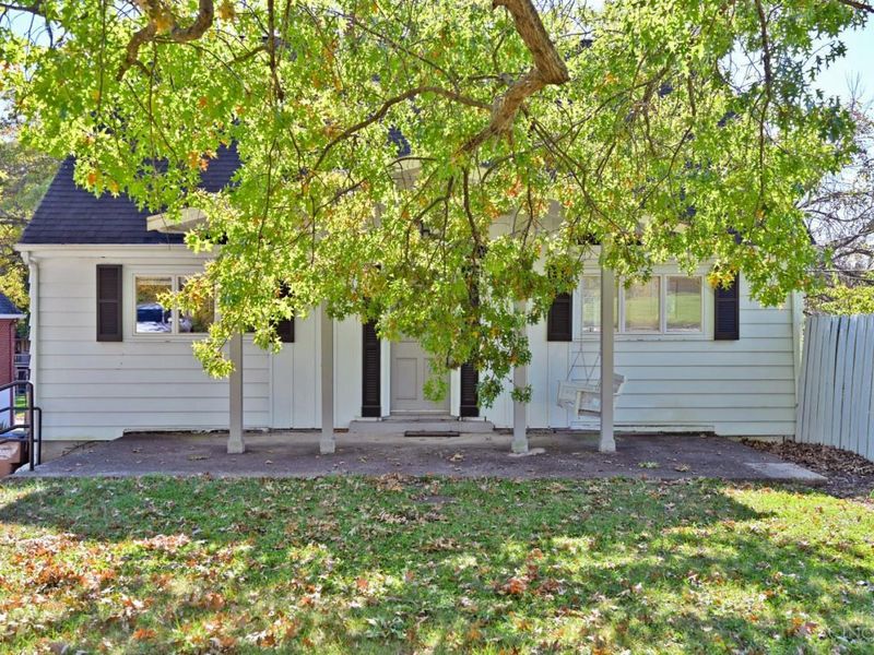 3067 Kleeman Court, Green Township, OH 45211 Photo 3