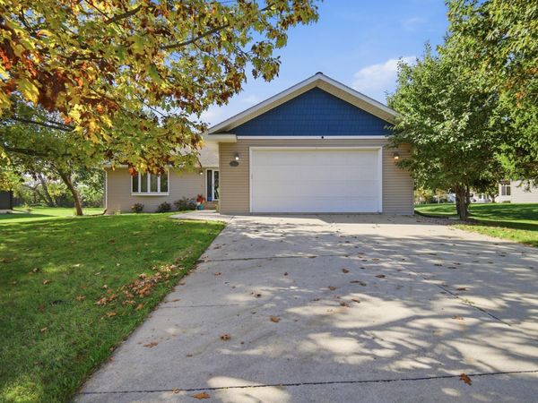 1600 26th Street SW, Austin, MN 55912