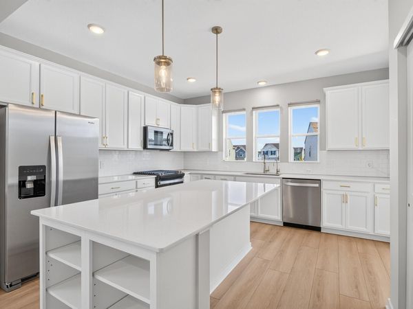 4852 Airlake Drive, Woodbury, MN 55129