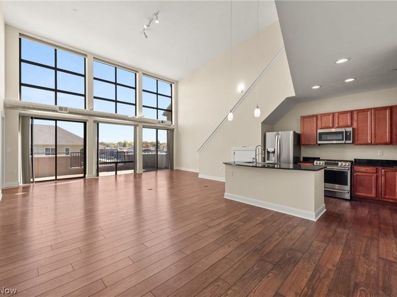 16800 Van Aken Boulevard , Unit 413, Shaker Heights, OH 44120 Photo 10