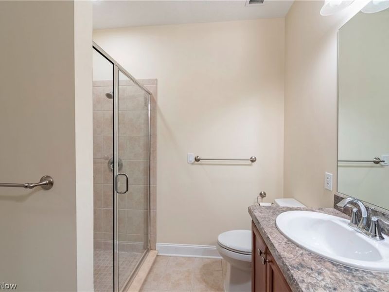 16800 Van Aken Boulevard , Unit 413, Shaker Heights, OH 44120 Photo 30