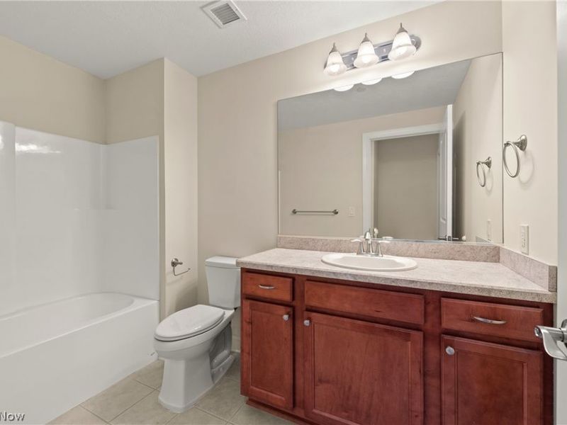 16800 Van Aken Boulevard , Unit 413, Shaker Heights, OH 44120 Photo 33