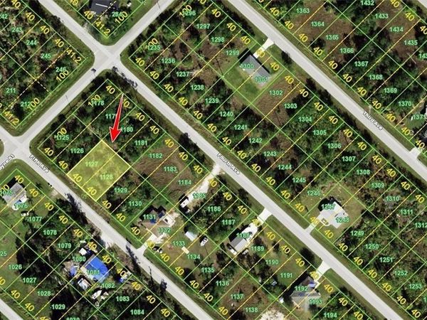 11352 5th AVE , PUNTA GORDA, FL 33955