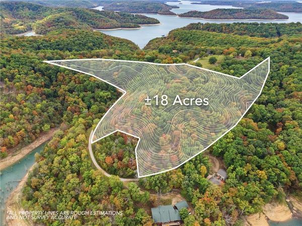 2771 CR 152 , Eureka Springs, AR 72632