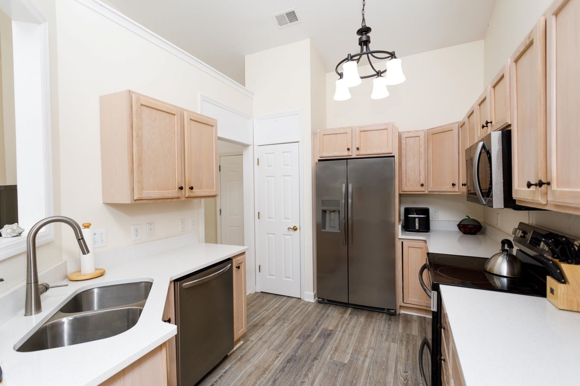 2602 Clearwater St. Photo 7