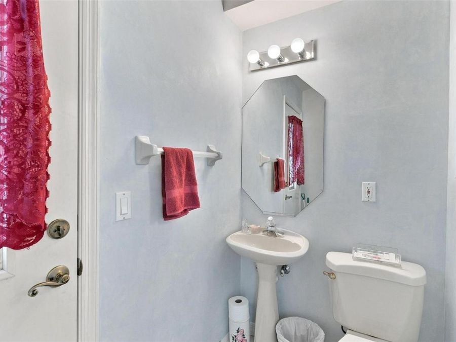 Property Image 38