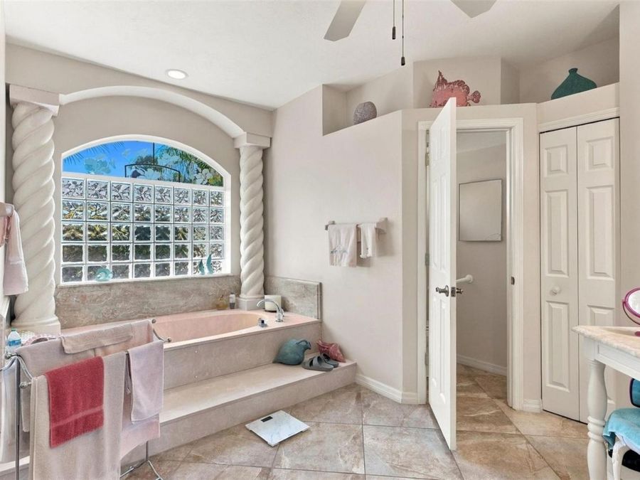 Property Image 52