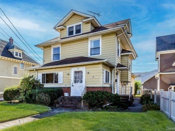 53 Earle Avenue, Lynbrook, NY 11563