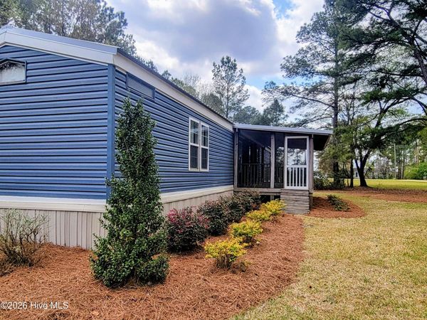 74 Woodlief Drive , Elizabethtown, NC 28337