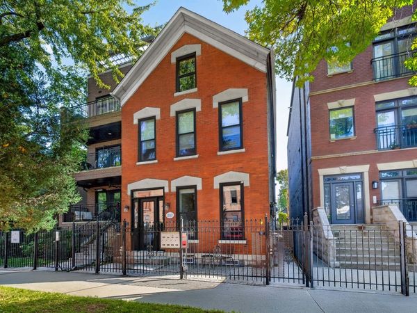 1053 N WINCHESTER Avenue, Chicago, IL 60622
