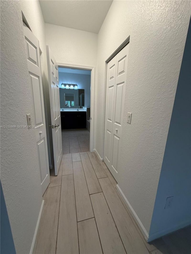 12350 S Village Cir , Davie, FL 33325 Photo