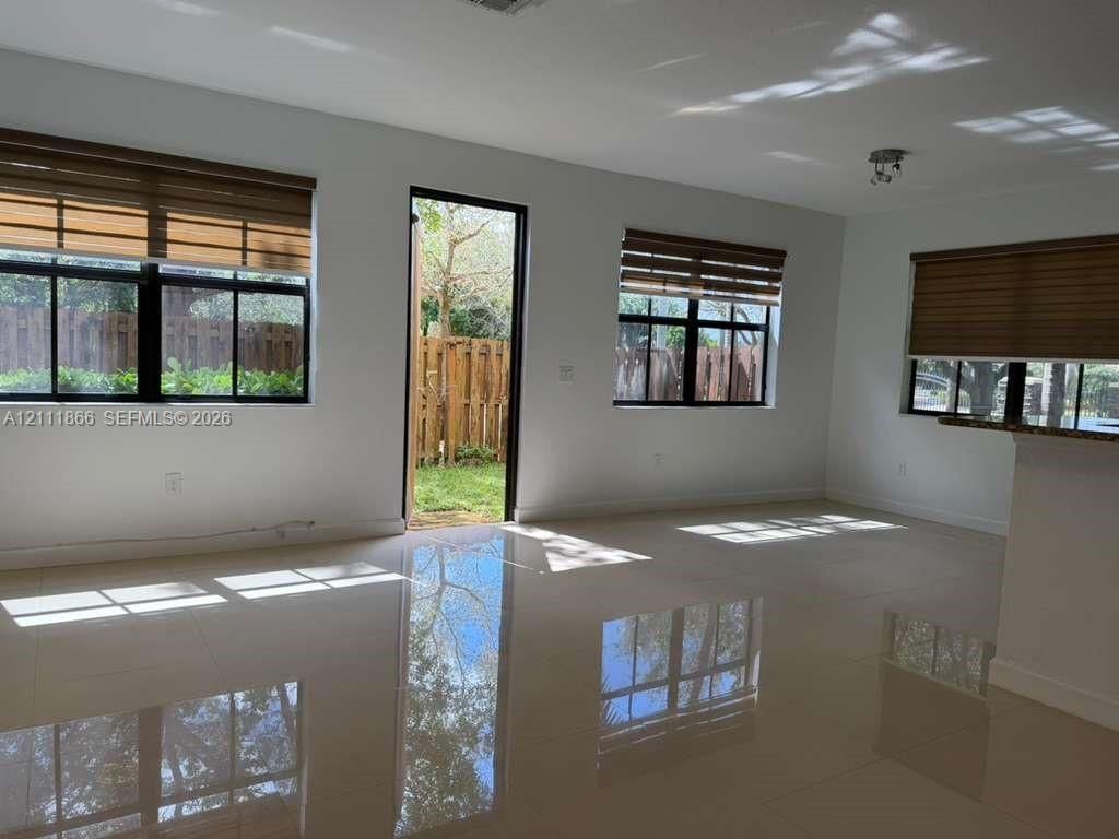 12350 S Village Cir , Davie, FL 33325 Photo