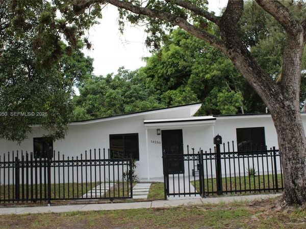 North Miami, FL 33168