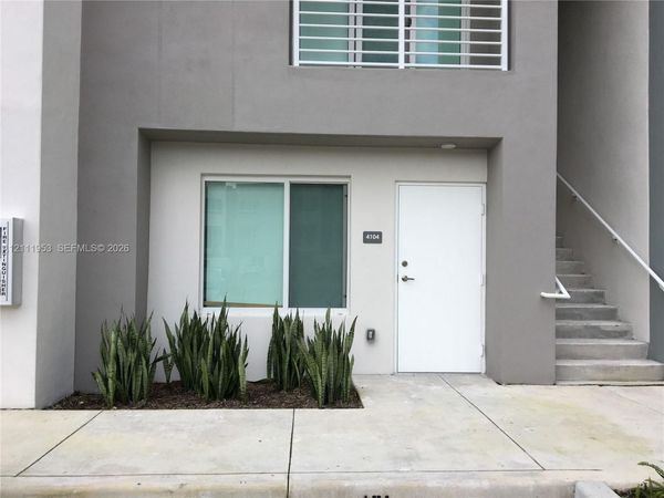 2535 NE 193 St, Unit 4104, Miami, FL 33180