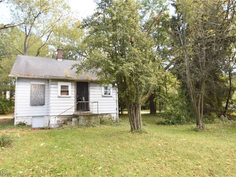 438 Bennington Avenue, Youngstown, OH 44505 Photo 4