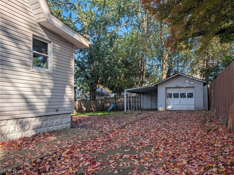43 E Linwood Avenue, Akron, OH 44301 Photo 26