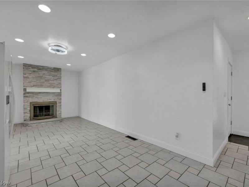 20368 Westwood Drive, Strongsville, OH 44149 Photo 12
