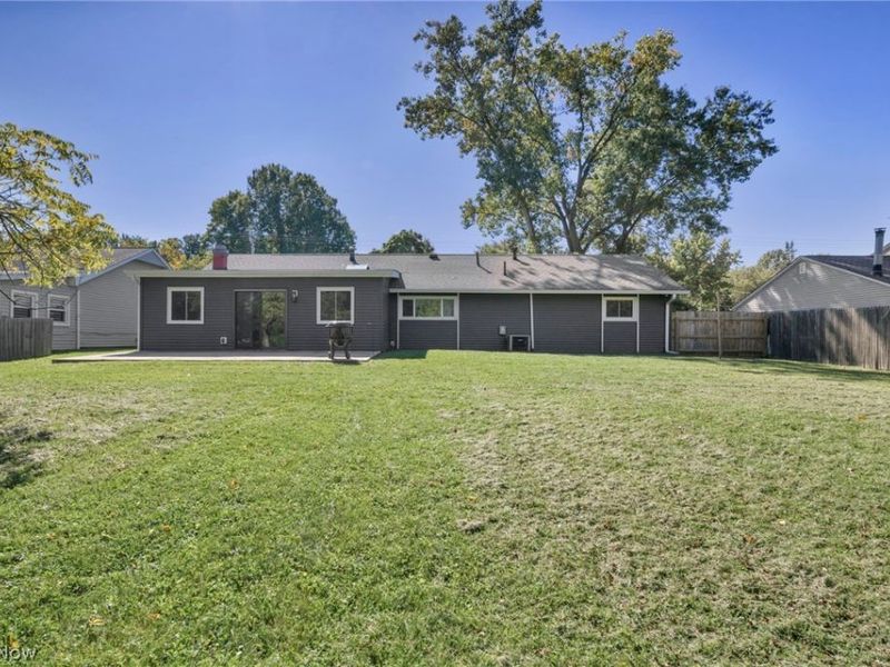 20368 Westwood Drive, Strongsville, OH 44149 Photo 3